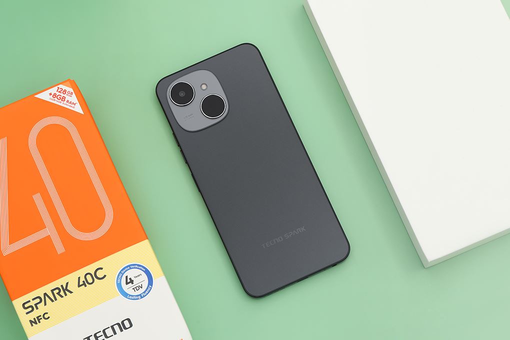 Điện thoại Tecno Spark 40C 4GB/128GB Màu Đen