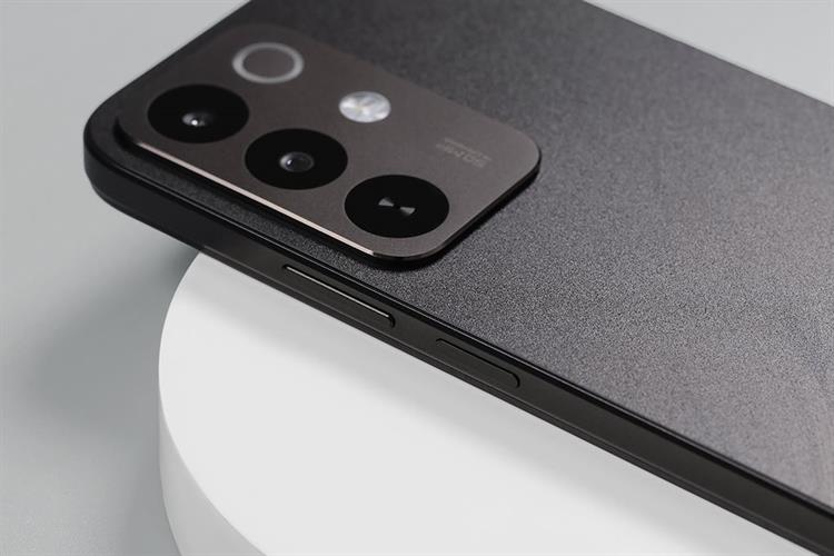 Điện thoại realme C85 6GB/128GB Màu Đen