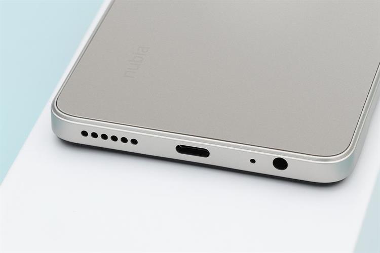 Điện thoại Nubia A36 4GB/64GB Màu Vàng nhạt