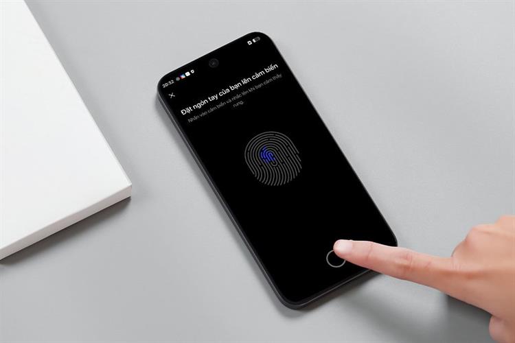 Điện thoại realme 16 5G 8GB/256GB Màu Đen