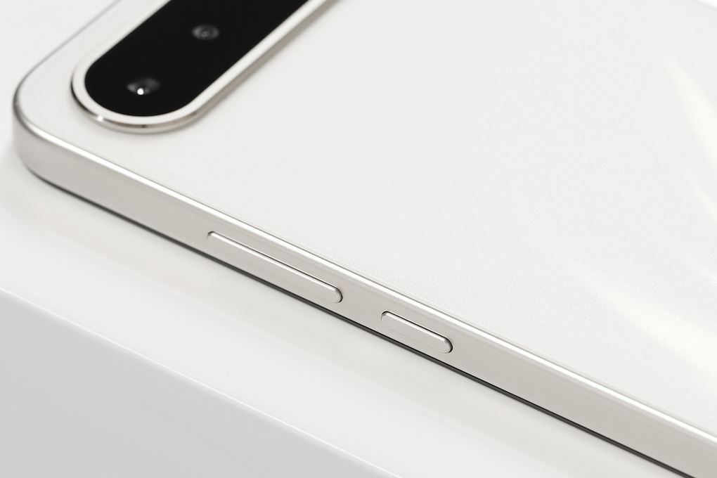 Điện thoại realme 16 5G 12GB/256GB Màu Trắng