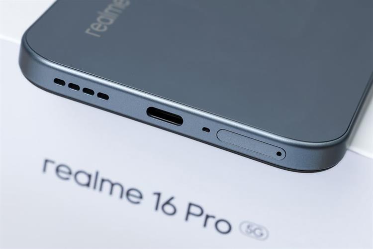 Điện thoại realme 16 Pro 5G 12GB/256GB Màu Xám đậm
