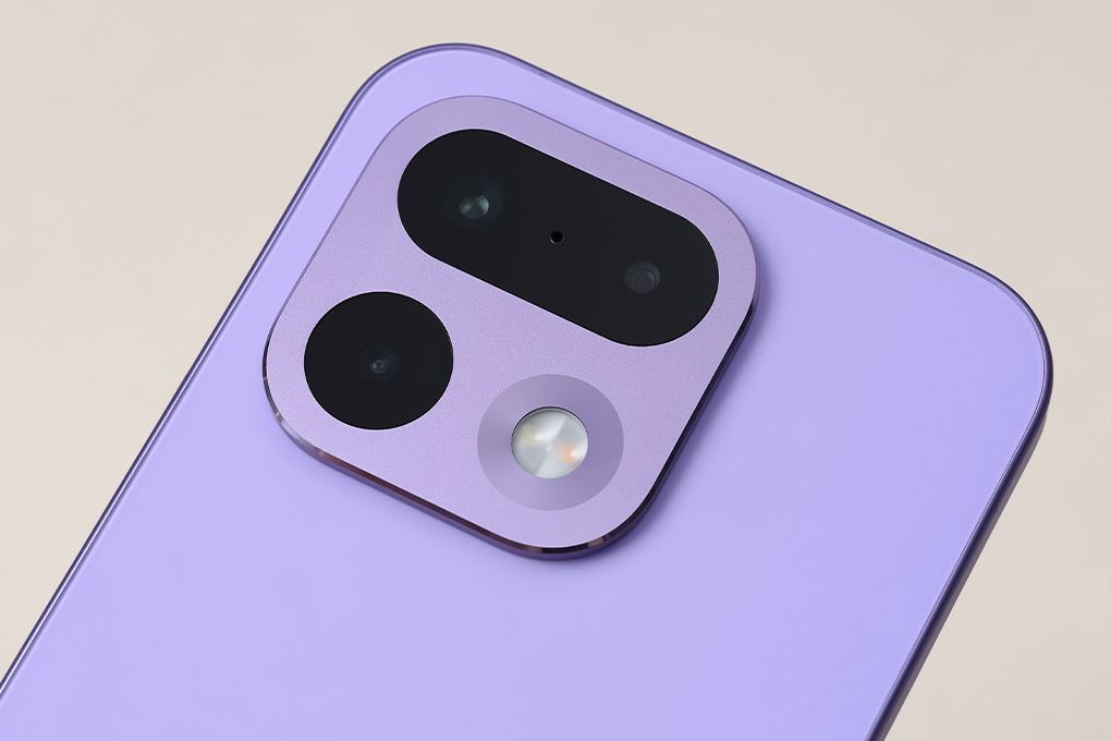 Điện thoại realme 16 Pro 5G 12GB/256GB Màu Tím