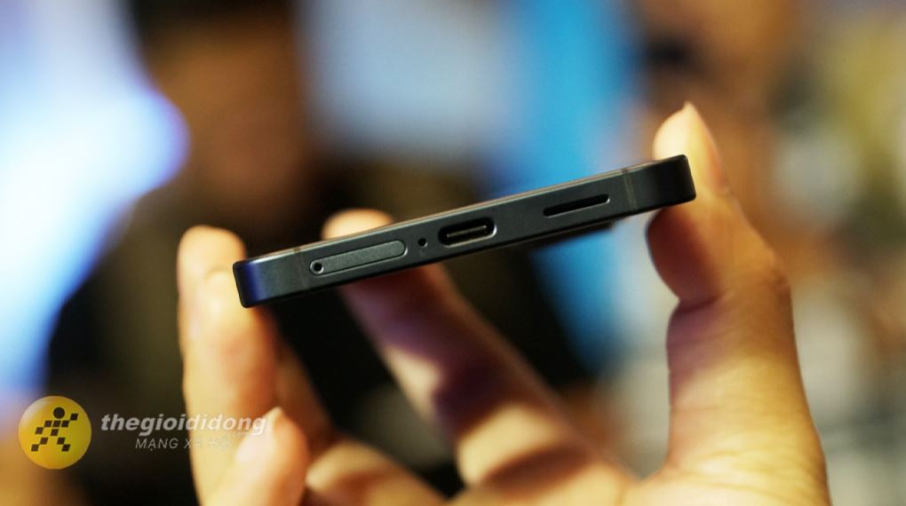 Samsung Galaxy S26 256GB hỗ trợ sạc nhanh 25W qua cổng Type-C giúp rút ngắn thời gian nạp pin, đảm bảo trải nghiệm luôn liền mạch Samsung Galaxy S26 256GB hỗ trợ sạc nhanh 25W qua cổng Type-C giúp rút ngắn thời gian nạp pin, đảm bảo trải nghiệm luôn liền mạch