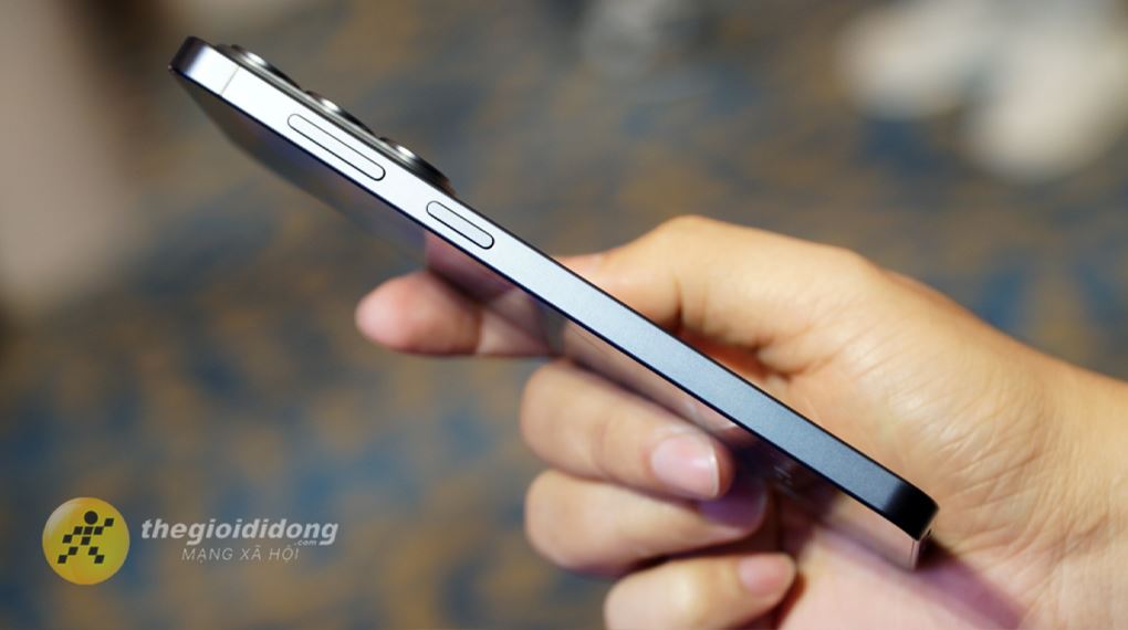 Samsung Galaxy S26 Plus 512GB với khung viền Armor Aluminum cứng cáp, mang đến độ bền tối ưu và bảo vệ thiết bị trước các va đập Samsung Galaxy S26 Plus 512GB với khung viền Armor Aluminum cứng cáp, mang đến độ bền tối ưu và bảo vệ thiết bị trước các va đập