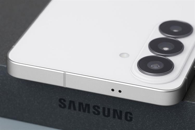 Điện thoại Samsung Galaxy S26+ 5G 12GB/512GB Màu Trắng