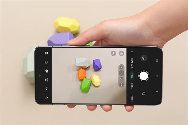 Điện thoại Motorola Edge 70 8GB/256GB Màu Xám