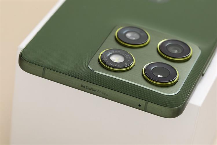 Điện thoại Motorola Edge 70 8GB/256GB Màu Xanh bộ đội