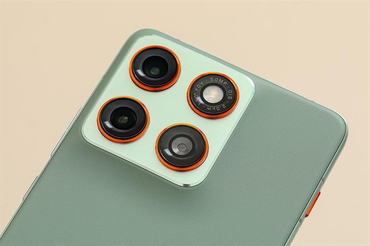 Điện thoại Motorola Edge 70 8GB/256GB Màu Xanh ngọc