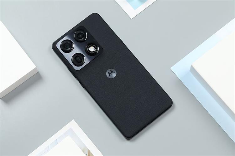 Điện thoại Motorola Signature 12GB/256GB Màu Ghi đen