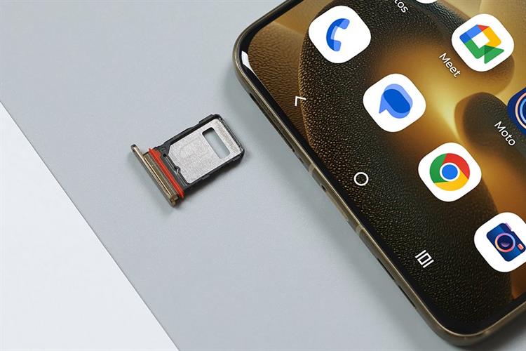 Điện thoại Motorola Signature 12GB/256GB Màu Xanh Oliu