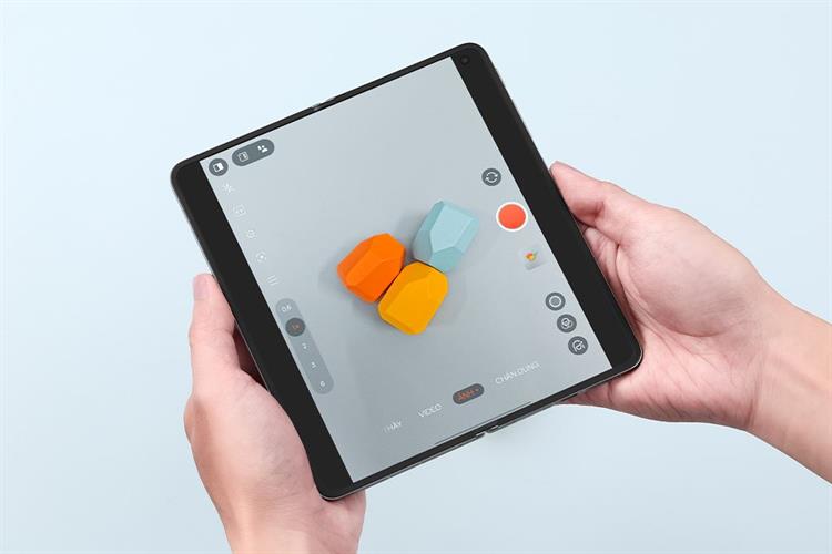 Điện thoại OPPO Find N6 Màu Titan xanh