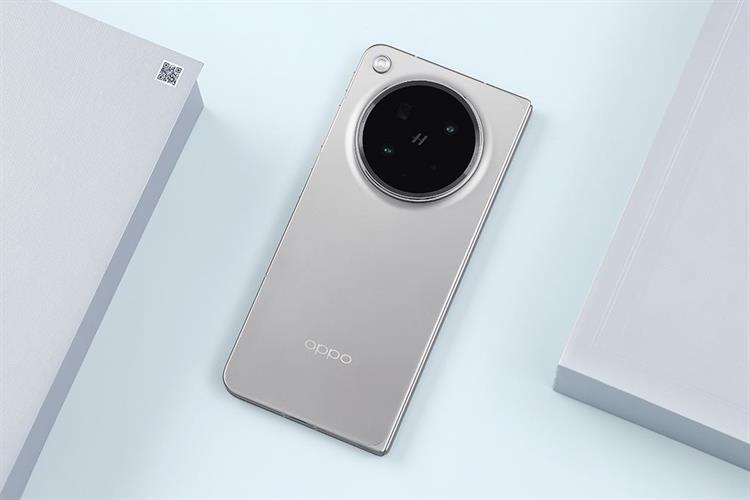 Điện thoại OPPO Find N6 Màu Titan xanh