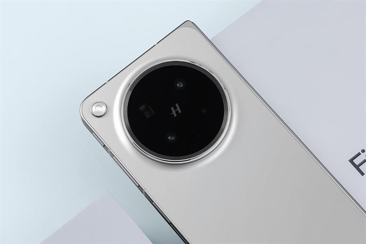 Điện thoại OPPO Find N6 Màu Titan xanh