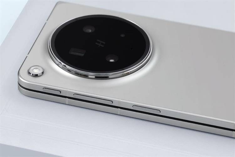 Điện thoại OPPO Find N6 Màu Titan xanh