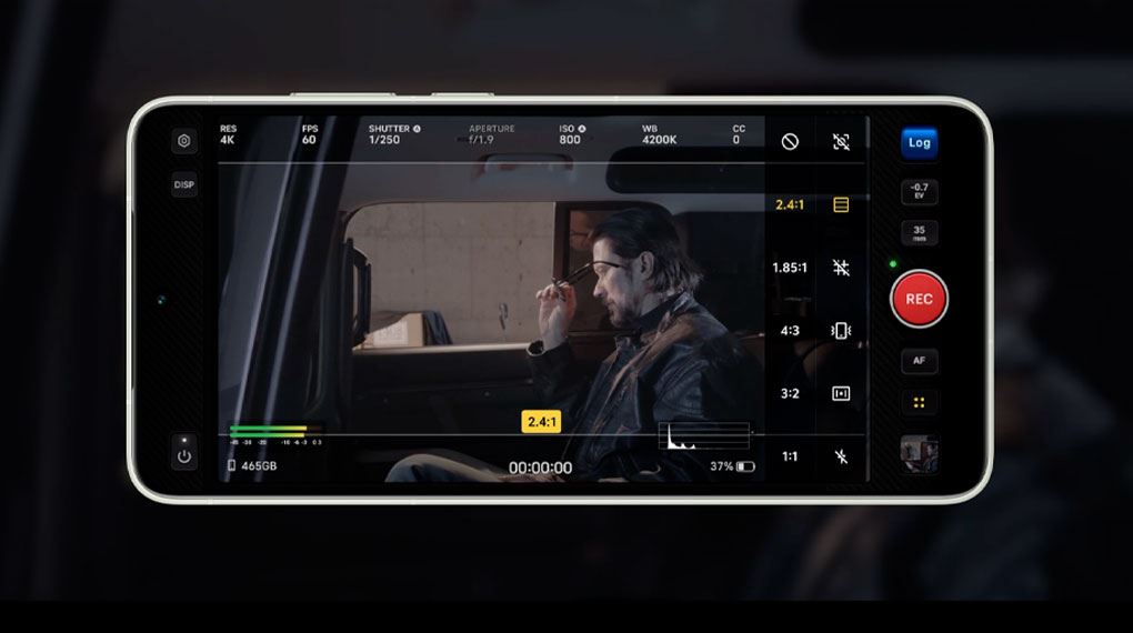 Khả năng quay video đa tiêu cự vượt trội trên vivo X300 Ultra mang lại không gian sáng tạo vô hạn với chất lượng hình ảnh chuẩn điện ảnh Khả năng quay video đa tiêu cự vượt trội trên vivo X300 Ultra mang lại không gian sáng tạo vô hạn với chất lượng hình ảnh chuẩn điện ảnh