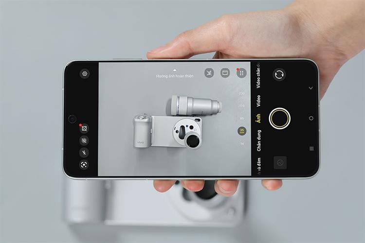 Điện thoại Vivo X300 Ultra 16GB/512GB Màu Xanh lá
