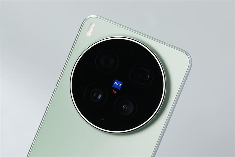 Điện thoại Vivo X300 Ultra 16GB/512GB Màu Xanh lá