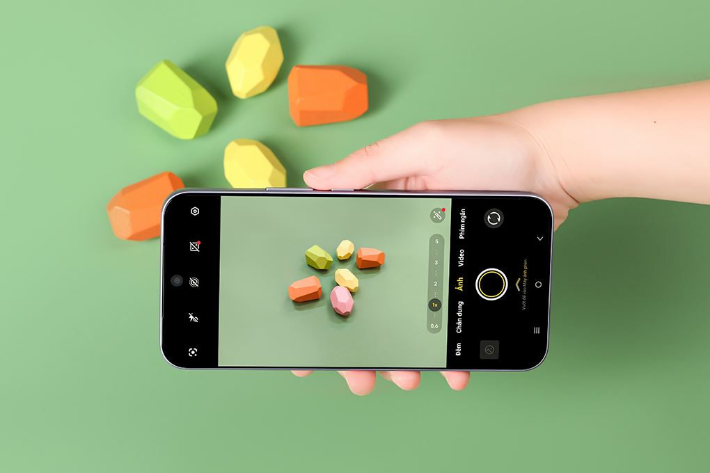 Điện thoại Vivo V70 FE 5G 12GB/256GB Màu Tím