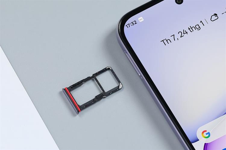 Điện thoại realme C100 4G 8GB/256GB Màu Tím