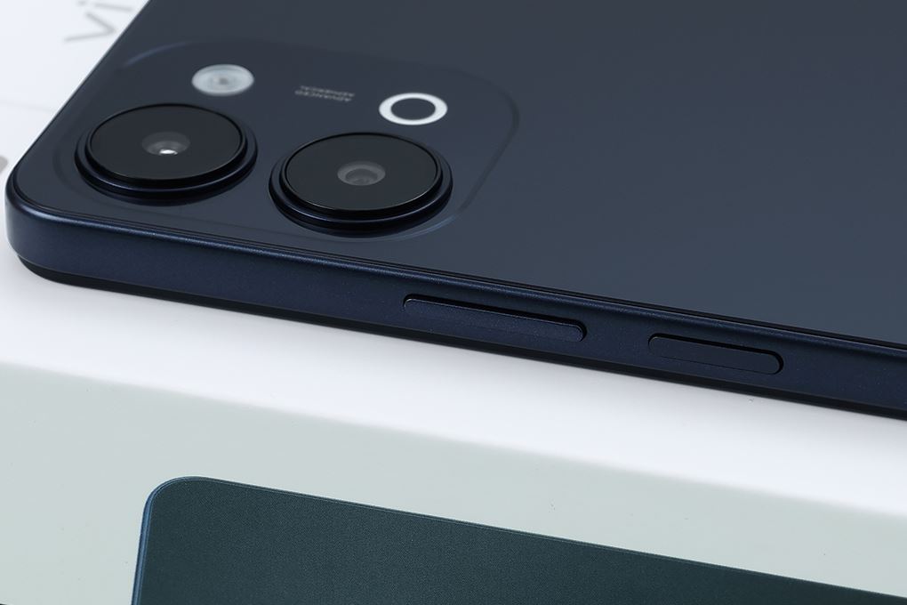Điện thoại Vivo Y11d 4GB/128GB Màu Đen
