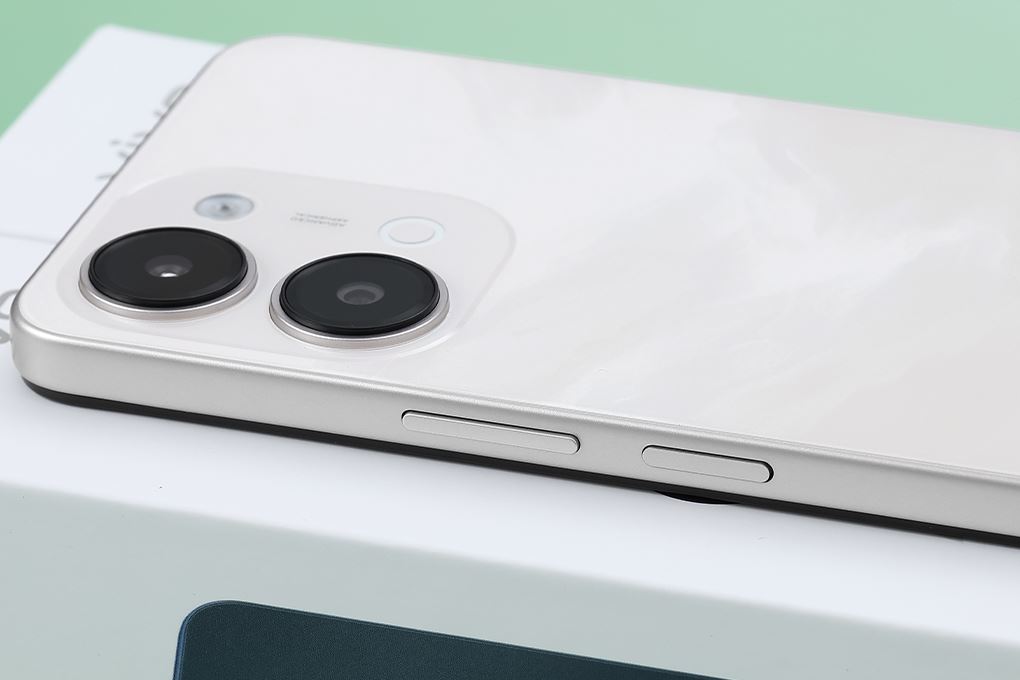 Điện thoại Vivo Y11d 6GB/128GB Màu Bạc