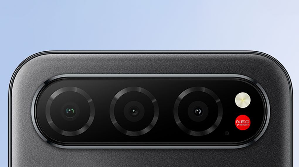 Nubia Air sở hữu camera chính 50 MP tích hợp AI, giúp tối ưu hình ảnh sắc nét và màu sắc tự nhiên trong mọi điều kiện ánh sáng Nubia Air sở hữu camera chính 50 MP tích hợp AI, giúp tối ưu hình ảnh sắc nét và màu sắc tự nhiên trong mọi điều kiện ánh sáng