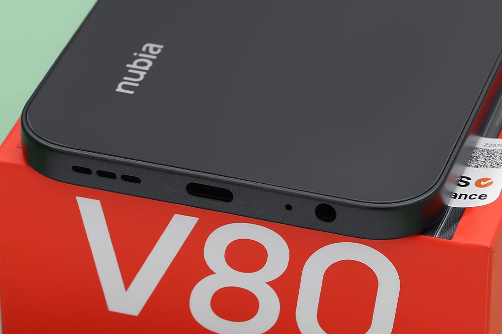 Điện thoại Nubia V80 Design 4GB/128GB Màu Đen