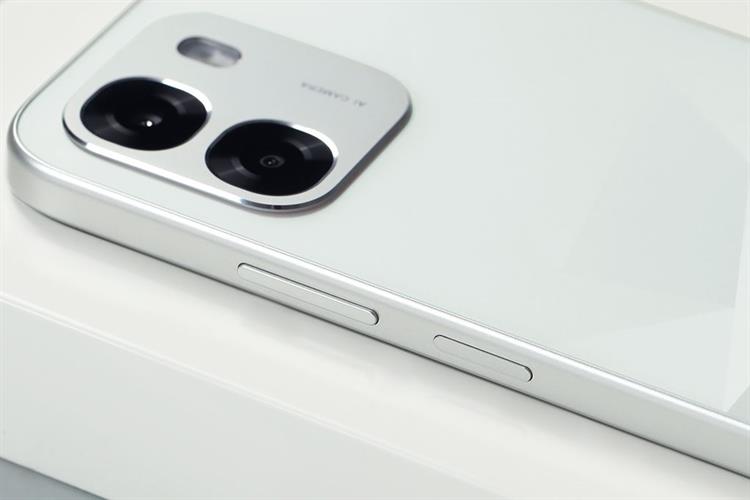 Điện thoại OPPO A6t Pro 8GB/128GB Màu Trắng
