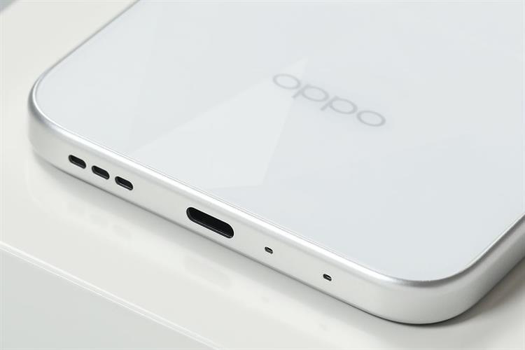 Điện thoại OPPO A6t Pro 8GB/128GB Màu Trắng