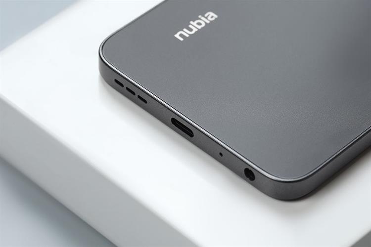 Điện thoại Nubia V80 Max 6GB/128GB Màu Đen