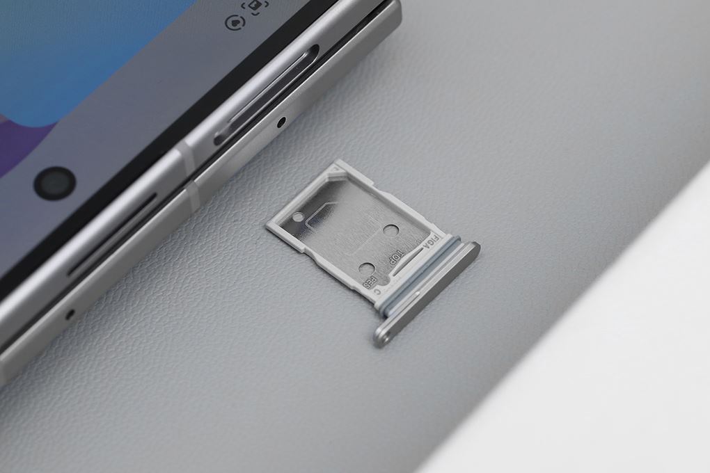Điện thoại Samsung Galaxy Z Fold8 12GB/256GB Màu Trắng