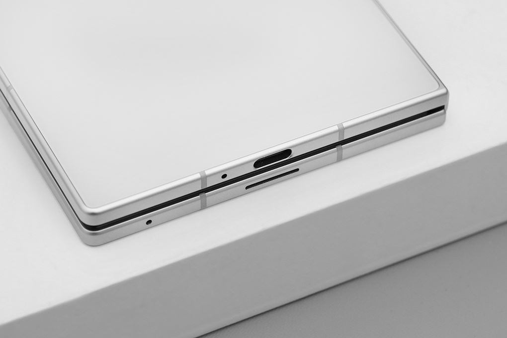 Điện thoại Samsung Galaxy Z Fold8 12GB/256GB Màu Trắng