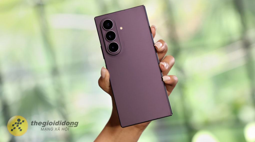 Viên pin 5000 mAh kết hợp chip tiết kiệm điện trên Samsung Galaxy Z Fold 8 Ultra 1TB đủ cho nhu cầu sử dụng cả ngày dài không lo hết pin Viên pin 5000 mAh kết hợp chip tiết kiệm điện trên Samsung Galaxy Z Fold 8 Ultra 1TB đủ cho nhu cầu sử dụng cả ngày dài không lo hết pin