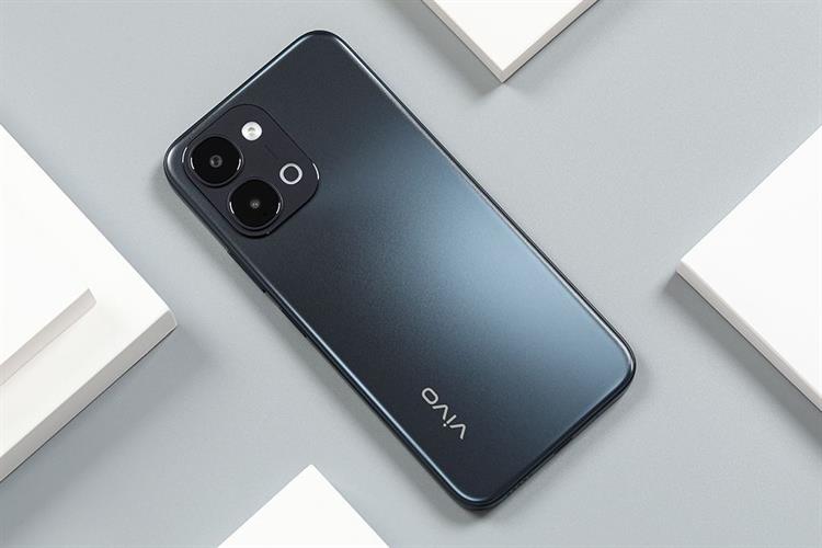 Điện thoại vivo Y31d 4GB/128GB Màu Đen