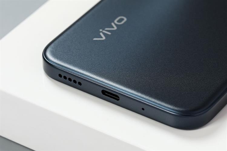 Điện thoại vivo Y31d 4GB/128GB Màu Đen