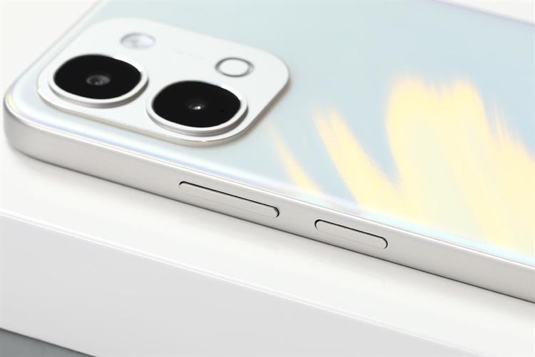 Điện thoại vivo Y31d 4GB/128GB Màu Trắng