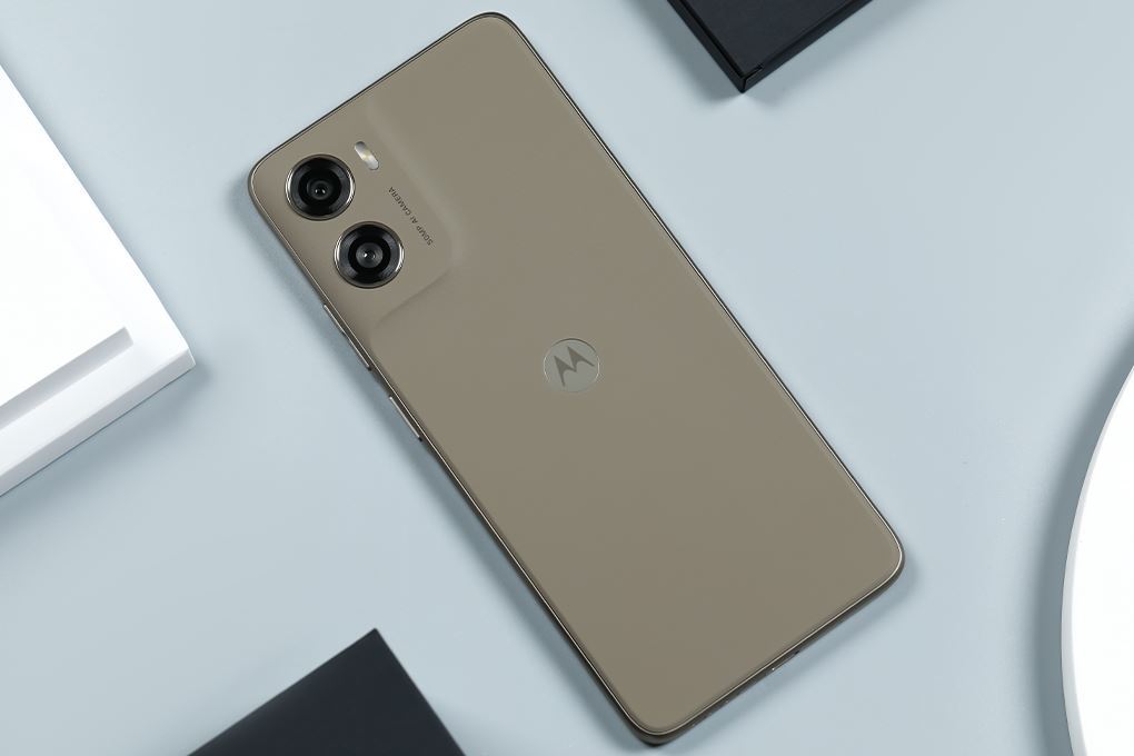 Điện thoại Motorola G06 POWER 4GB/64GB Màu Nâu