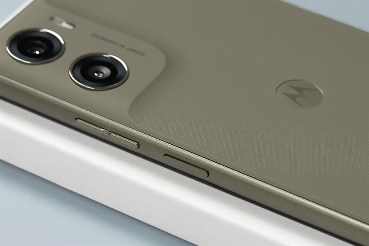 Điện thoại Motorola G06 POWER 4GB/64GB Màu Nâu