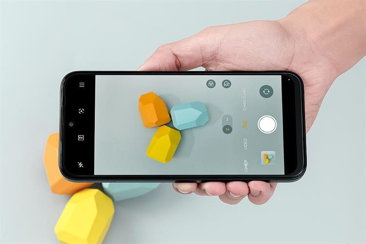 Điện thoại OPPO A6 6GB/128GB Màu Xanh Đậm