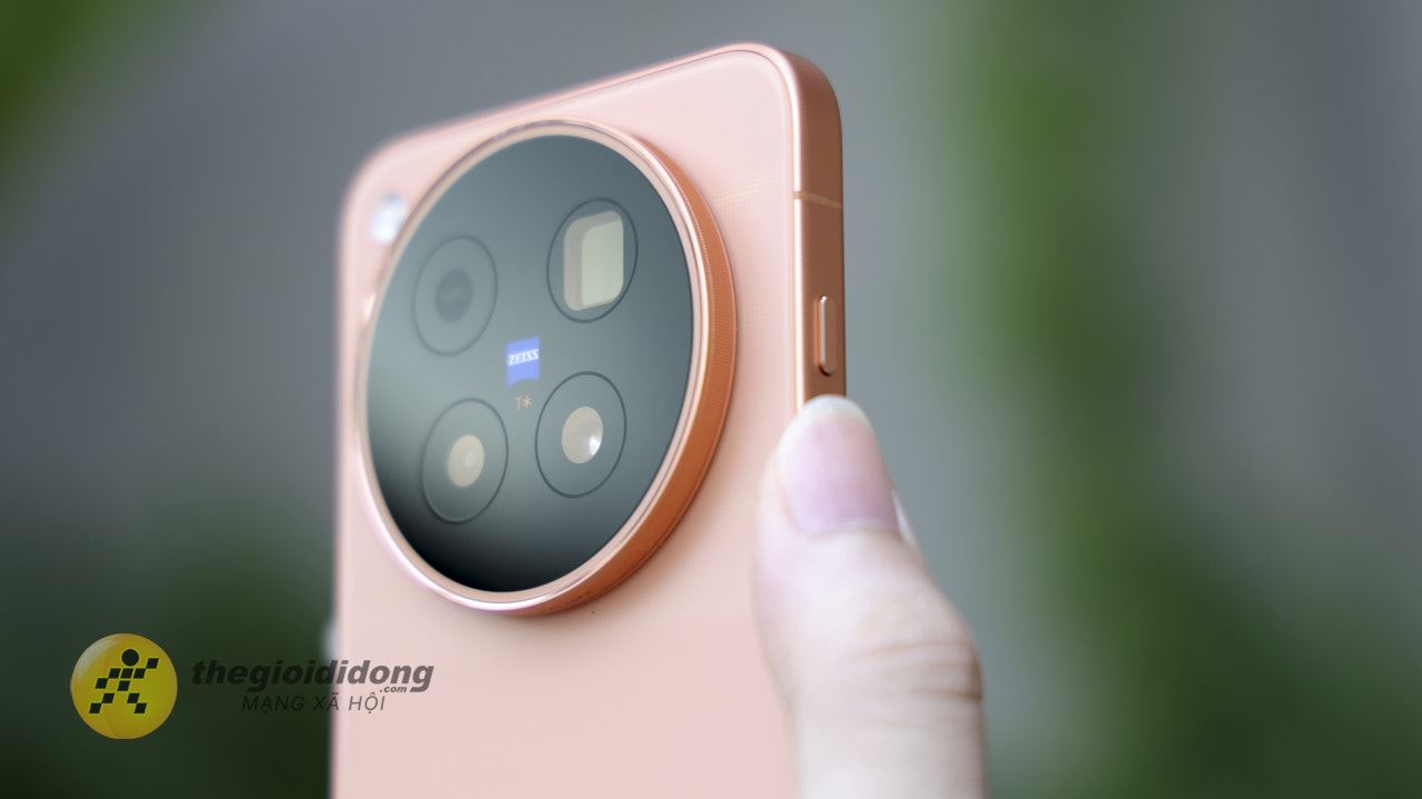 vivo X500 Pro Max - camera sau vivo X500 Pro Max - camera sau