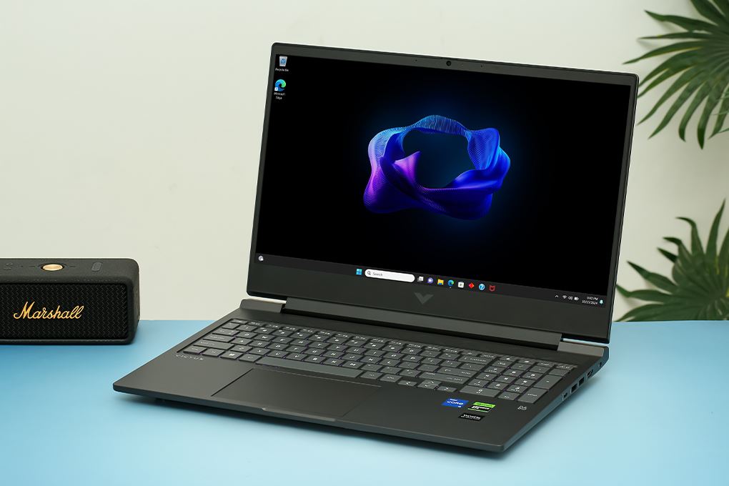 Laptop HP Gaming VICTUS 16 r0228TX i5 13500H/32GB/512GB/6GB RTX4050/144Hz/Win11 (9Q979PA) Màu Đen