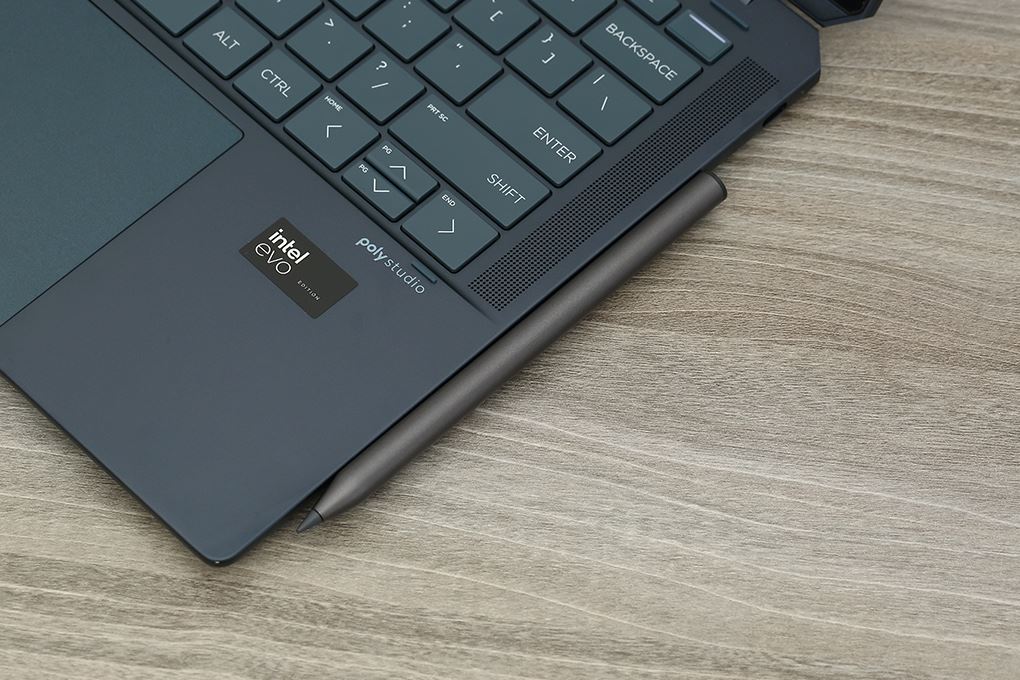 TOP 5 điểm nhấn đáng mua trên mẫu laptop cao cấp HP Spectre X360 14 eu0050TU TOP 5 điểm nhấn đáng mua trên mẫu laptop cao cấp HP Spectre X360 14 eu0050TU