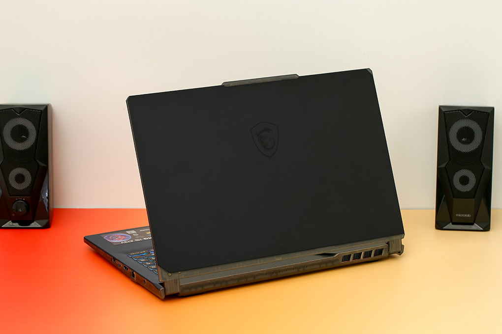 Laptop MSI Gaming Cyborg 15 A13VEK - 1423VN (i7 13620H, 16GB, 512GB, RTX 4050 6GB, Full HD 144Hz, Win11) Màu Đen