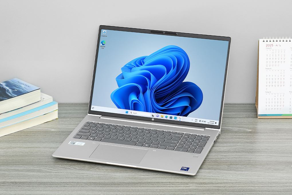 Laptop HP Probook 460 G11 Ultra 5 125U/16GB/512GB/Win11 (A74BTPT) Màu Bạc