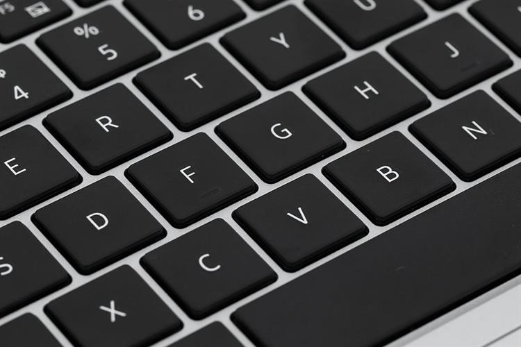 Laptop Acer Aspire Lite 16 G2 AL16 52P 76DU - NX.J2SSV.005 (i7 1355U, 16GB, 512GB, Full HD+, Win11) Màu Bạc