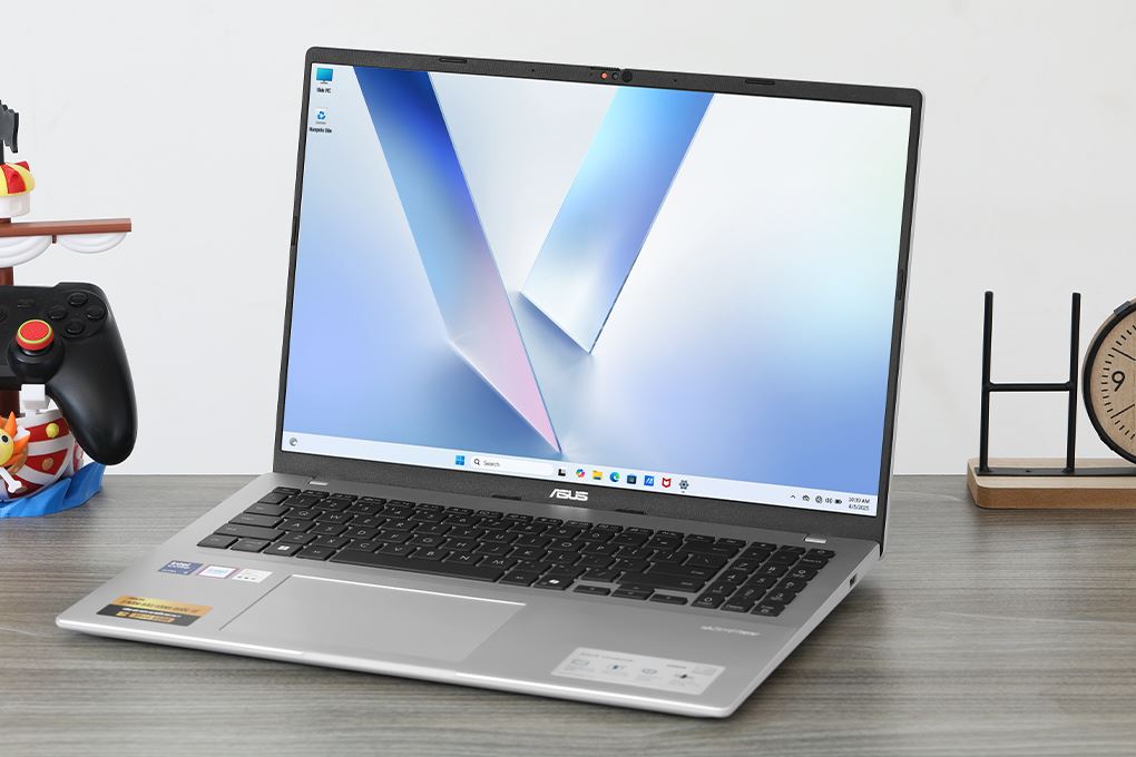 Laptop Asus Vivobook 16 A1607CA - MB038WS (Ultra 5 225H, 16GB, 512GB, WUXGA, OfficeH24+365, Win11) Màu Bạc