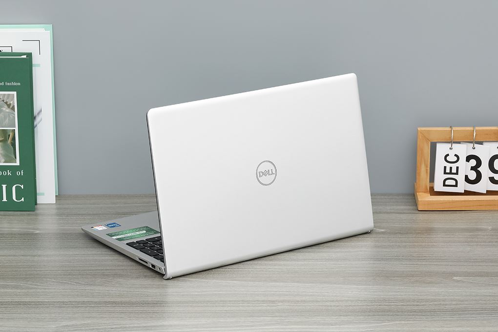 Laptop Dell Inspiron 15 3520 - 71064798 (i5 1235U, 16GB, 512GB, Full HD 120Hz, OfficeH24+365, KYHD, Win11) Màu Bạc