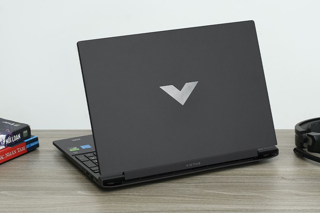 Laptop HP Gaming VICTUS 15 fa2731TX - B85LNPA (i5 13420H, 16GB, 512GB, RTX 3050 6GB, Full HD 144Hz, Win11) Màu Đen