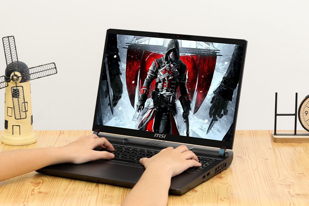 Laptop MSI Gaming Vector 16 HX AI A2XWHG - 010VN_32GB (Ultra 7 255HX, 32GB, 512GB, RTX 5070Ti 12GB, QHD+ 240Hz, Win11) - 12
